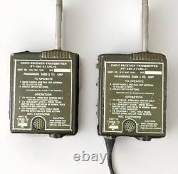 2 Vintage US Army Radio RT285A URC11 Receiver Transmitter Miitary Gear Pilot USA