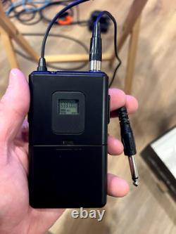 4 Channel Wireless UHF System