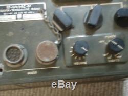 718. / EX-ARMY MILITARY RADIO RT-671/PRC-47 RECEIVER TRANSMITTER Radio