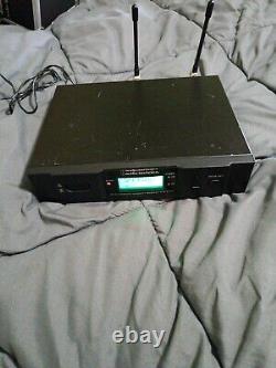 Audio-Technica ATW-R3100c UHF Receiver 541-566 MHz Receiver Transmitter ATW T701