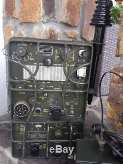 BC-1306 1944 US ARMY WWII RADIO RECEIVER AND TRANSMITTER with ACCESSORIES