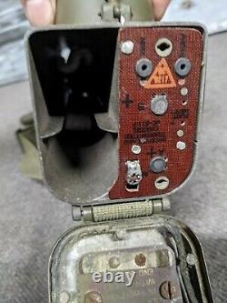 BC-611 receiver transmitter. Handie talkie WW2 radio 1945