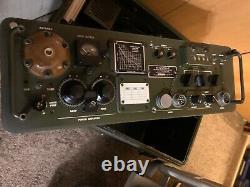 RT-671 PRC-47 US Military Radio Transmitter Receiver Set (NOS unissued)