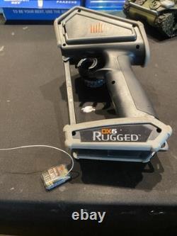 Spektrum DX5 Rugged 5-Channel Radio Transmitter SPM5200 (Black) and receiver