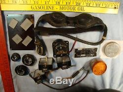 T94-2B WWII Japanese Military Receiver Transmitter, Battery Box, and gear