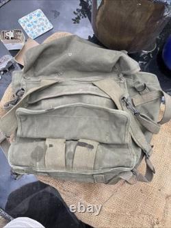 U. S. ARMY JEEP RADIO RECEIVER & TRANSMITTER RT-77/GRC-9 (SIGNAL CORPS). PSU. Bag