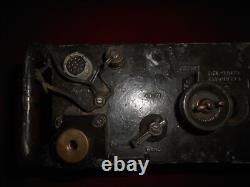 U. S. Army Radio Receiver And Transmitter Rt-505/prc-25 N. A. T. O