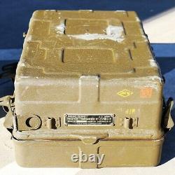 U. S. Army Radio Receiver And Transmitter Rt-77/grc-9