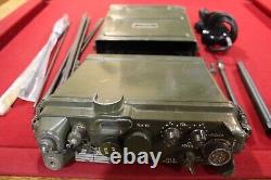 U S Army Rt-339 Prc 28 Receiver Transmitter Signal Corps Artillery Radio Antenna