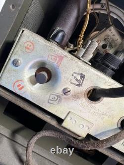 VINTAGE R-100/URR WWII Military Radio Receiver The Morale Builder