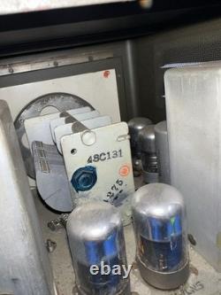 VINTAGE R-100/URR WWII Military Radio Receiver The Morale Builder