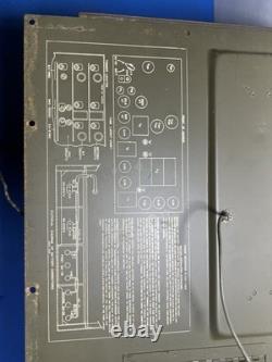 VINTAGE R-100/URR WWII Military Radio Receiver The Morale Builder