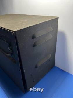 VINTAGE R-100/URR WWII Military Radio Receiver The Morale Builder