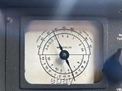 VINTAGE R-100/URR WWII Military Radio Receiver The Morale Builder