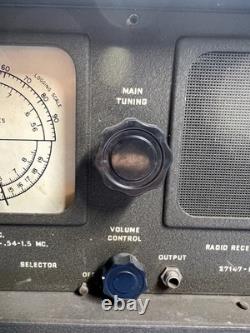 VINTAGE R-100/URR WWII Military Radio Receiver The Morale Builder