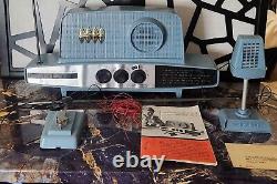 VINTAGE Remco CARAVELLE RADIO TRANSMITTER RECEIVER In Original Box