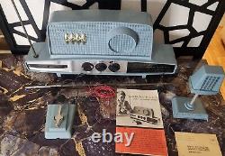 VINTAGE Remco CARAVELLE RADIO TRANSMITTER RECEIVER In Original Box