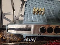 VINTAGE Remco CARAVELLE RADIO TRANSMITTER RECEIVER In Original Box
