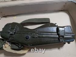 Vintage U. S. Army RADIO RECEIVER TRANSMITTER RT-196/PRC-6, Vietnam Era