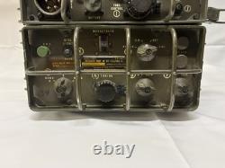 Vintage U. S. Army Signal Corps Receiver/Transmitter RT-77A/GRC-9 military Radio