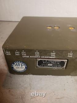 Vintage U. S. Military Receiver/transmitter Rt-271/prc-14 #214