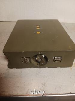 Vintage U. S. Military Receiver/transmitter Rt-271/prc-14 #214