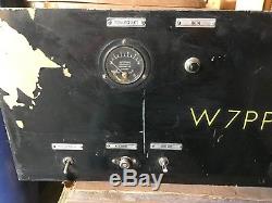 Vintage ham radio transmitter/receiver/power supply
