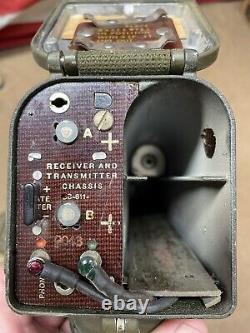 WWII Signal corps US Army Radio Receiver and Transmitter Walkie Talkie BC-611-E