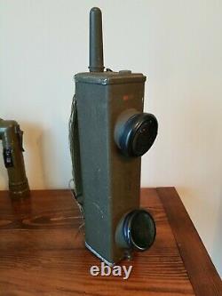 WWII WW2 Signal Corps US ARMY Radio Receiver Transmitter BC-611 Walkie Talkie
